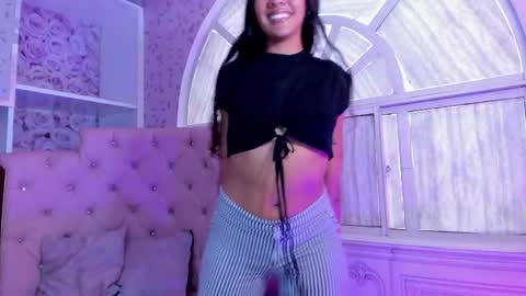 Maddy  online show from May 7, 7:06 pm