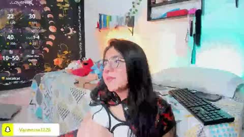 Maddy rose12 online show from December 17, 5:28 pm