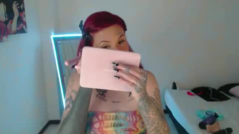 maddy_vicius19 online show from November 4, 10:04 pm