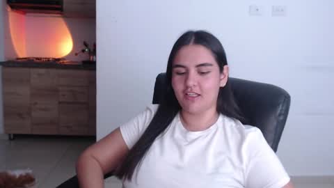 Maddy online show from January 17, 7:08 am