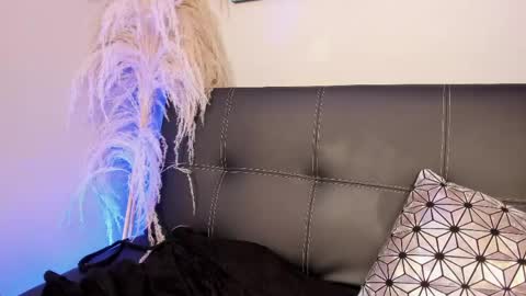 Madelaine  online show from May 30, 12:47 pm