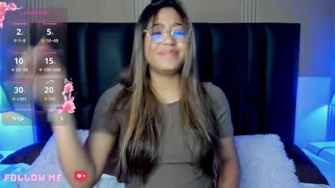 madelayn_torres online show from January 14, 11:59 am