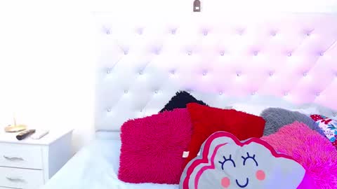 Jenny  online show from February 28, 1:03 pm