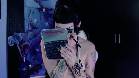 madison_jacksonn online show from December 22, 10:24 pm