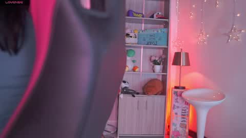 Madison   online show from April 7, 12:18 pm