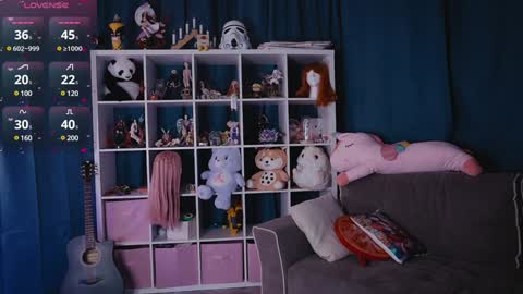 Alice online show from February 1, 3:18 pm