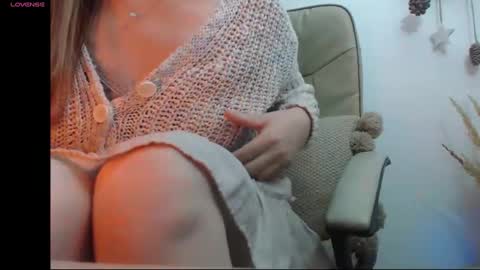 Mara online show from February 12, 6:09 pm