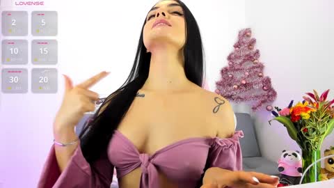 Eva online show from December 4, 4:38 pm