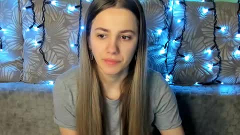 Maggie online show from March 2, 5:33 am