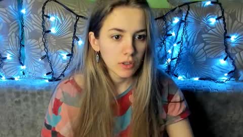 Maggie online show from February 22, 4:40 am