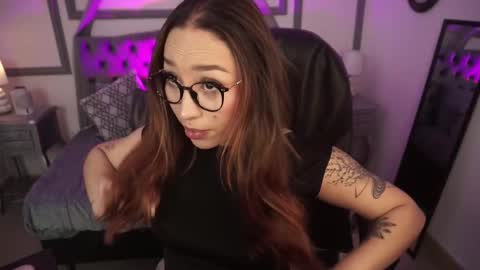   online show from February 23, 9:58 pm