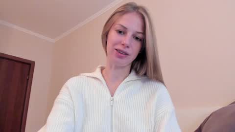 Alice  online show from November 17, 10:16 am