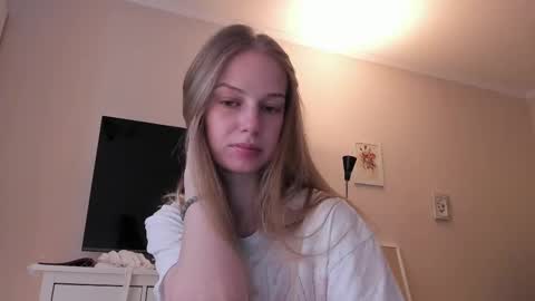 Alice  online show from February 21, 9:34 am