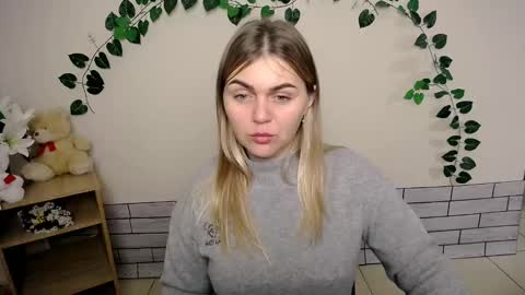 magic_katarina_ online show from December 25, 9:13 am