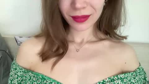 magicgirl50053 online show from April 17, 1:13 pm