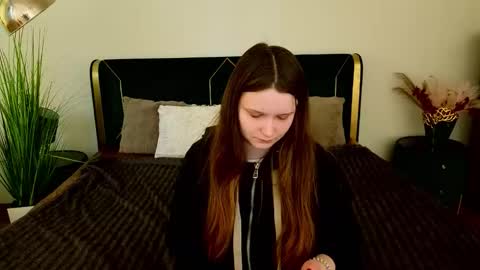 Emily online show from March 13, 7:31 am