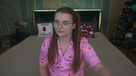 Emily online show from January 7, 1:46 pm
