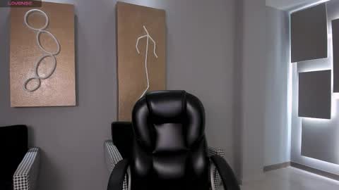  Maia  online show from October 29, 6:43 pm