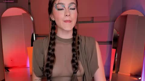  Maia  online show from October 23, 7:53 pm