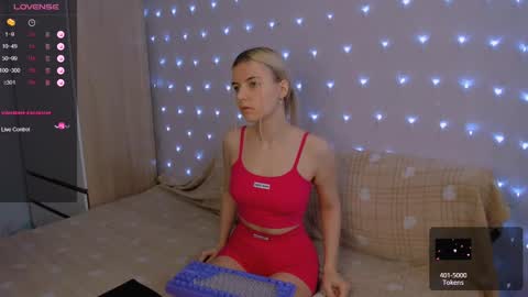 Your kitty online show from March 4, 3:11 am