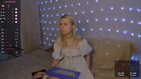 Your kitty online show from February 20, 2:51 am