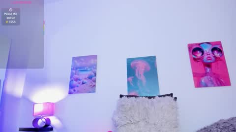 mai  online show from January 6, 7:17 pm