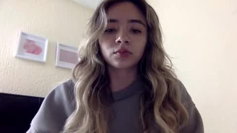 majo_gomezz online show from April 10, 1:55 am