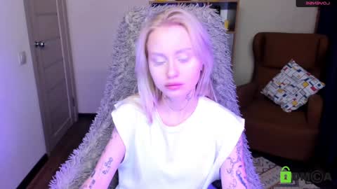 Malena online show from December 22, 11:00 am