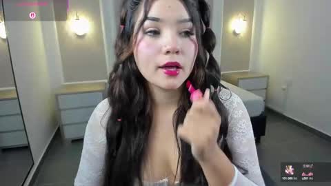 M A L U online show from September 13, 3:03 am