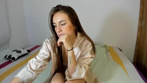 instagram  nueela   online show from March 15, 10:56 pm