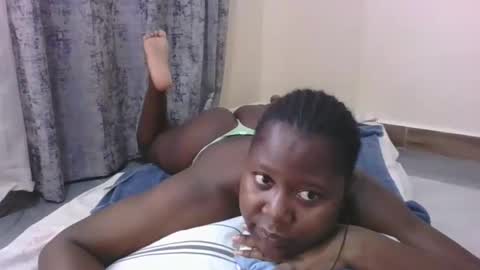 mamasita2023 online show from March 8, 6:09 am