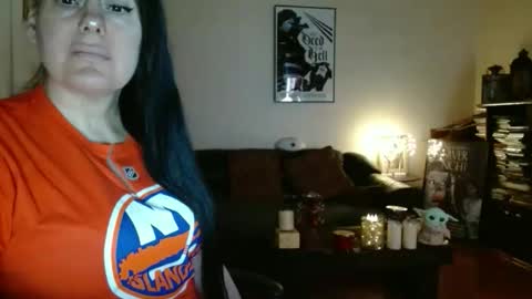 mandaloriangirlsfight online show from February 4, 6:55 pm