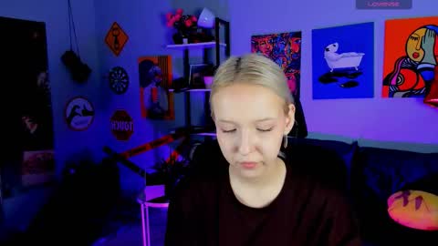 Maoqi online show from March 30, 11:10 am