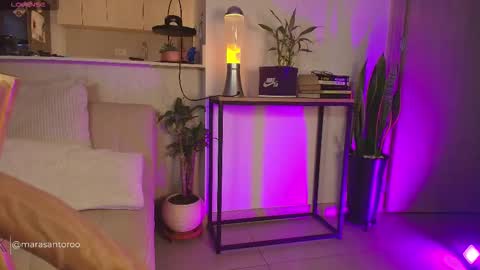 Mara Santoro online show from March 18, 11:10 pm