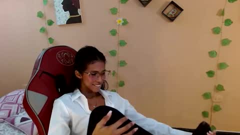 Mara 3 online show from March 8, 1:48 pm