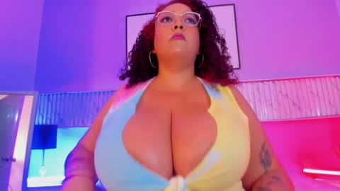 Mrs. Sweet online show from March 4, 2:06 am