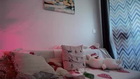 Marakuia online show from September 18, 8:02 am