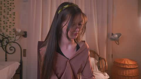 Eva online show from April 21, 2:13 pm