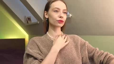  - Alisa online show from November 21, 6:15 am