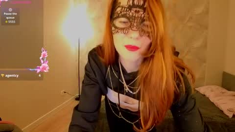 Margo Kellly online show from May 27, 1:57 am