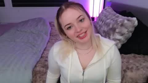 margot_robbie7 online show from February 10, 12:02 am