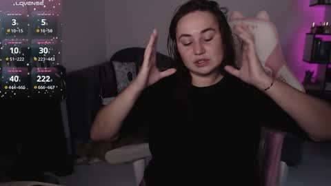 mari moore online show from September 22, 7:29 am