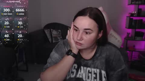 mari moore online show from October 16, 9:56 am