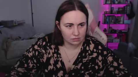 mari moore online show from February 20, 6:48 am