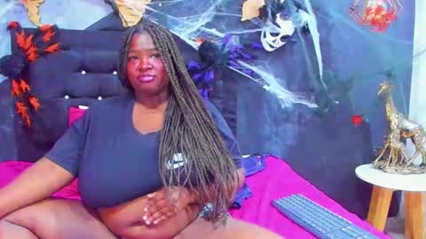  MARIAM online show from November 15, 1:45 pm