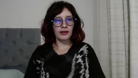 Mariana online show from February 5, 9:50 pm