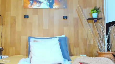 Mariana Angel online show from April 10, 3:18 pm