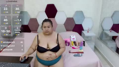 mariana online show from October 27, 12:39 am