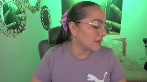 Mariana Lopez online show from June 2, 1:06 am
