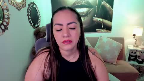 Mariana Lopez online show from April 4, 10:52 pm